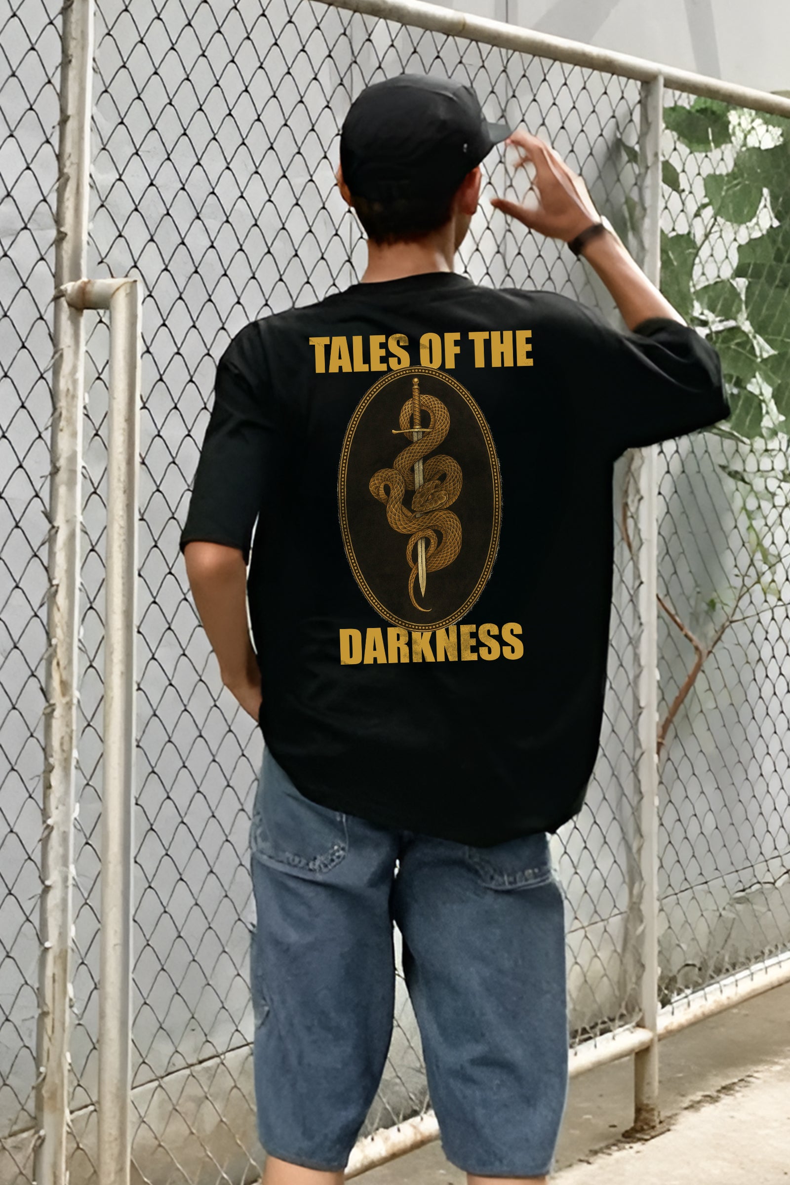 Thorn Serpent Oversized T-shirt